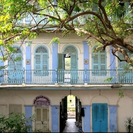 Broad Lands Hostel Chennai Bagian luar foto